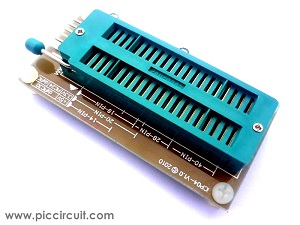   the PIC24F, dsPIC30 and dsPIC33 family by using single ZIF socket